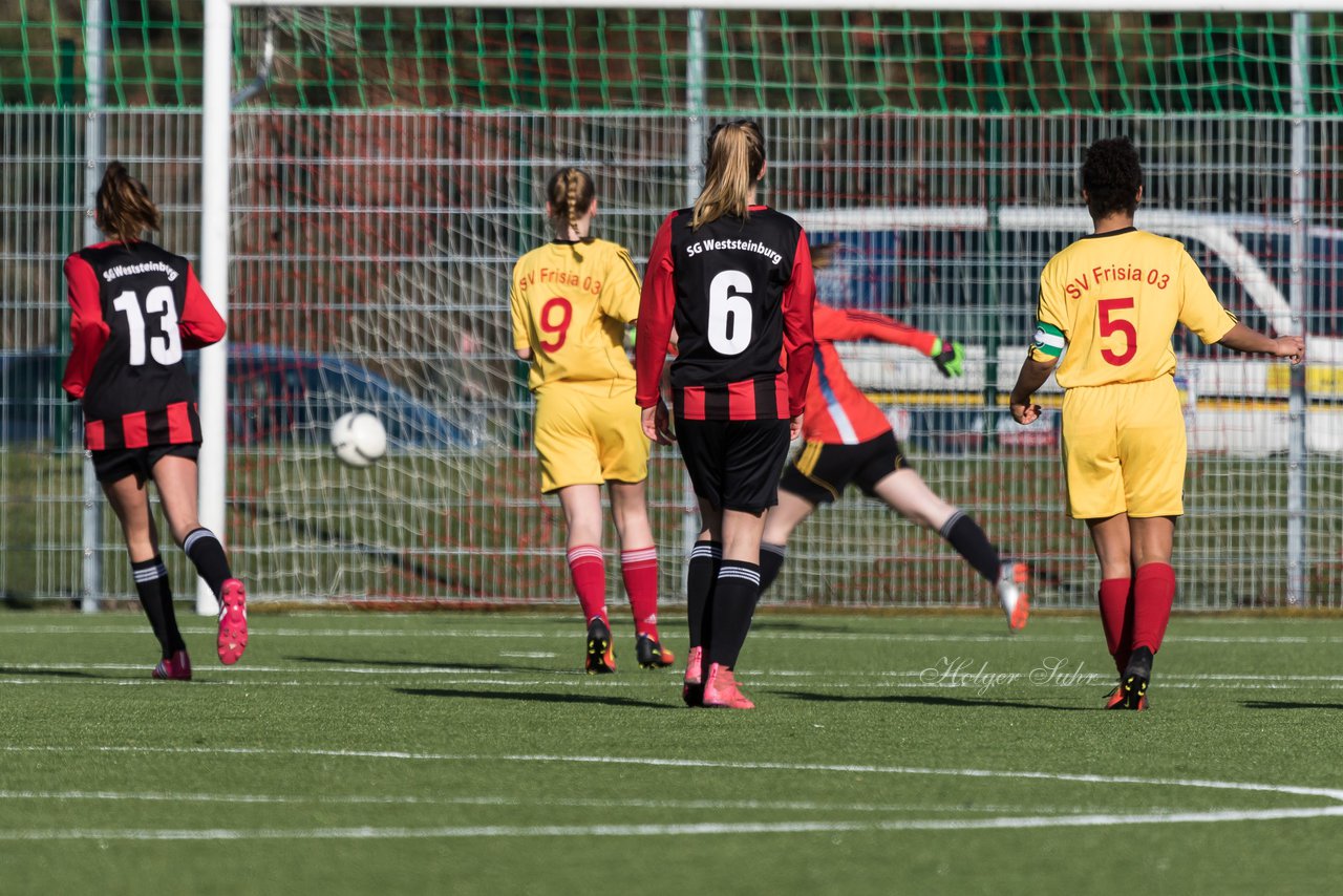 Bild 221 - B-Juniorinnen SG Weststeinburg/Bei - SV Fisia 03 : Ergebnis: 1:2